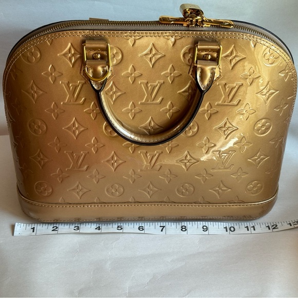 Louis Vuitton bag - Picture 11 of 14